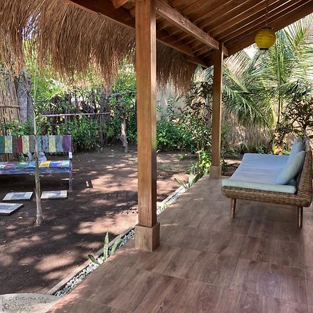 Meno Madia Bungalows Gili Meno Luaran gambar